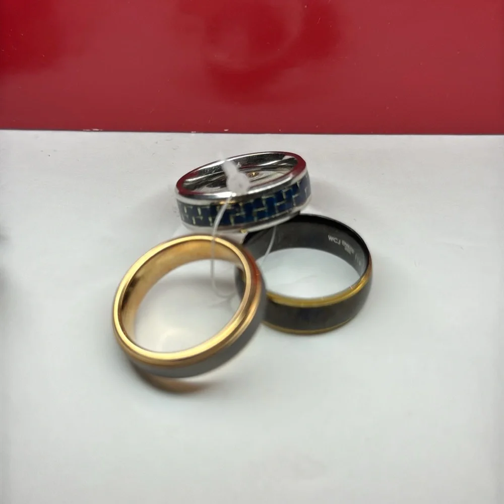 West Coast Jewelry Men’s 3 ring : 2 stainless steel & 1 tungsten carbide 11 New